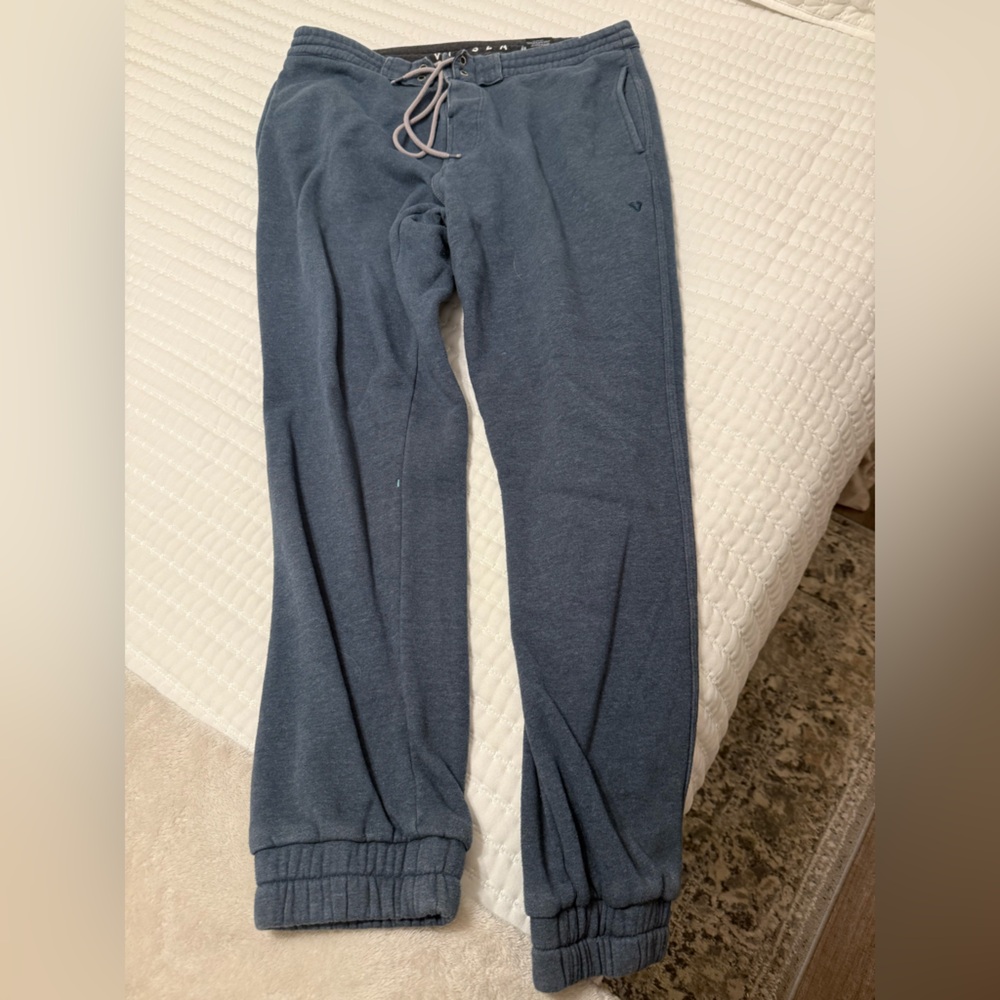 VISSLA Charcoal Gray Joggers M